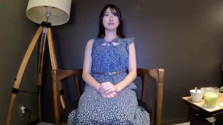 【乱伦嫂子】在厨房强上嫂子，结果被邻居看见了